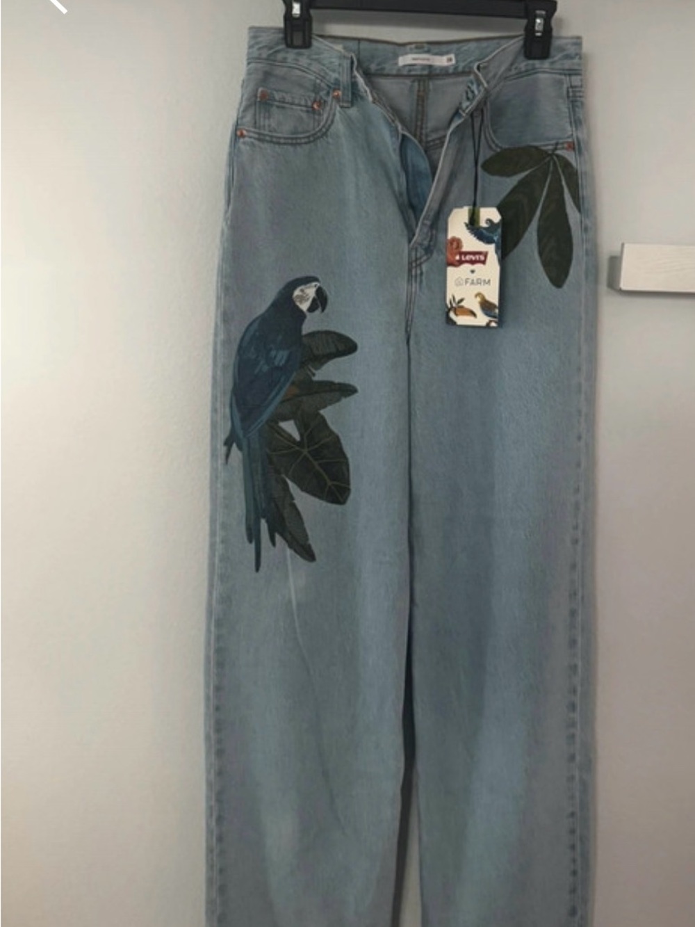 NWT: Levi's x Farm Rio collab Wide-Leg Jeans with Parrot Print